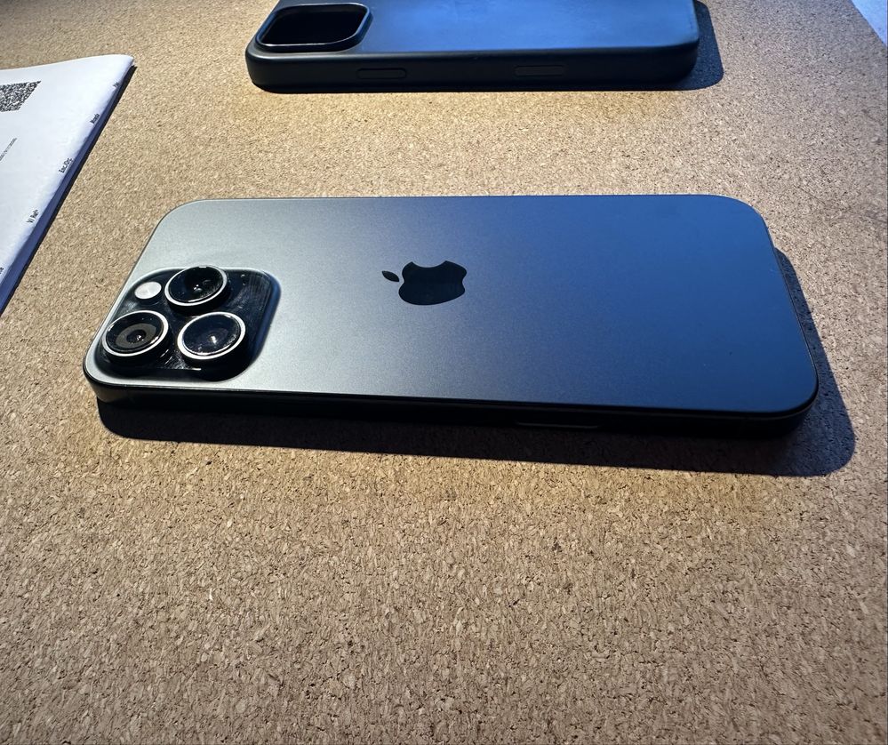iPhone 16 Pro Max 256GB - Black Titanium
