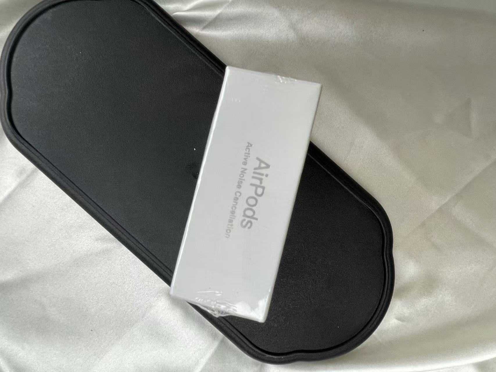 Nowe_Apple AirPods_4 gen_Oryginalne z ANC i gwarancją