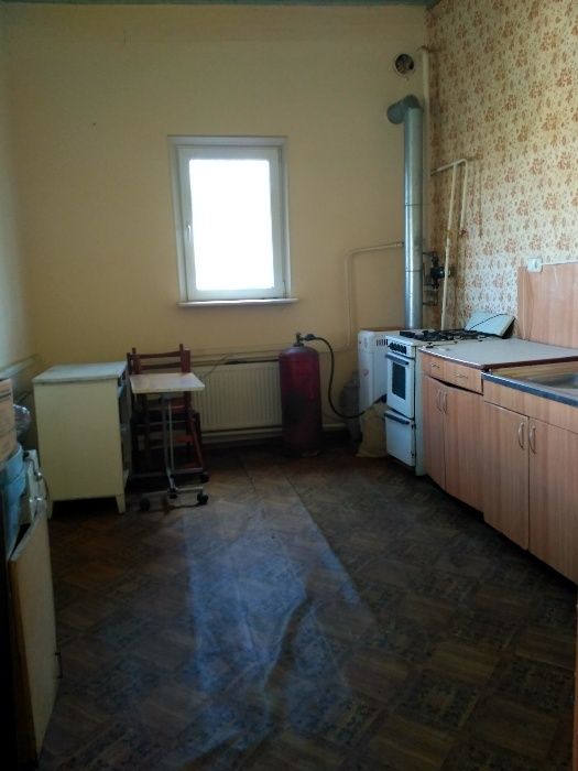 Продам квартиру у приватному будинку  Богодухів Харківська обл