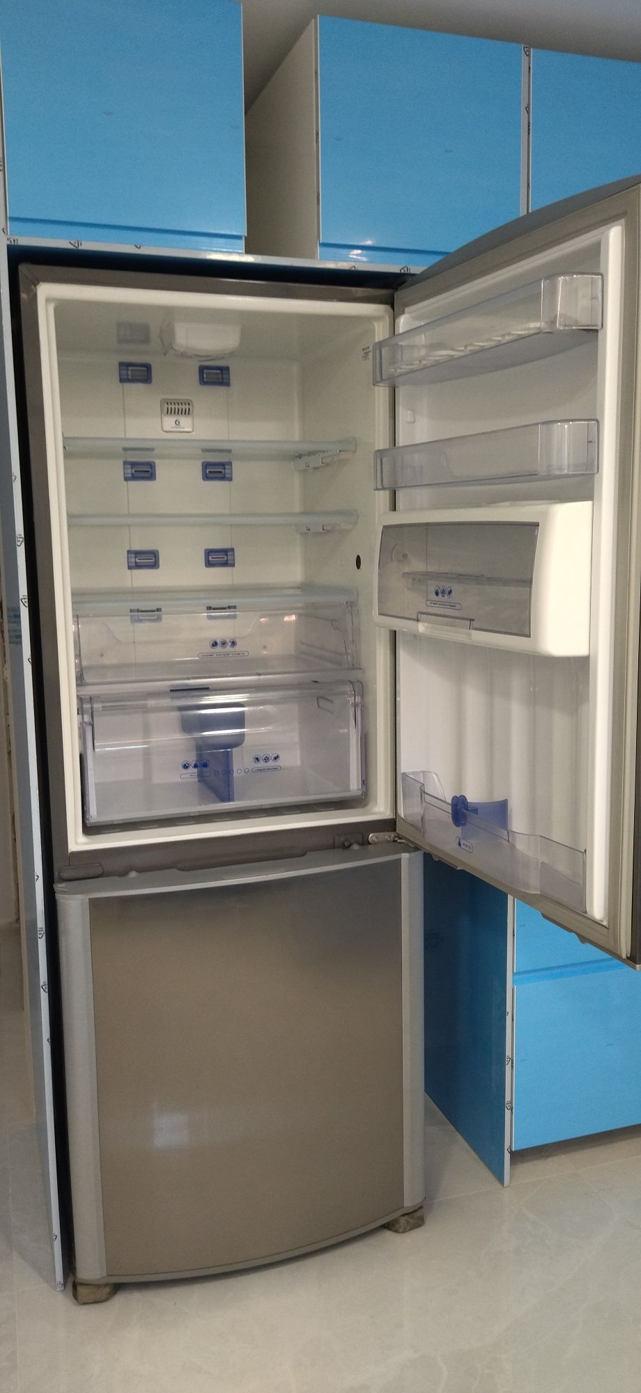 Frigorífico combinado Whirlpool como novo ol