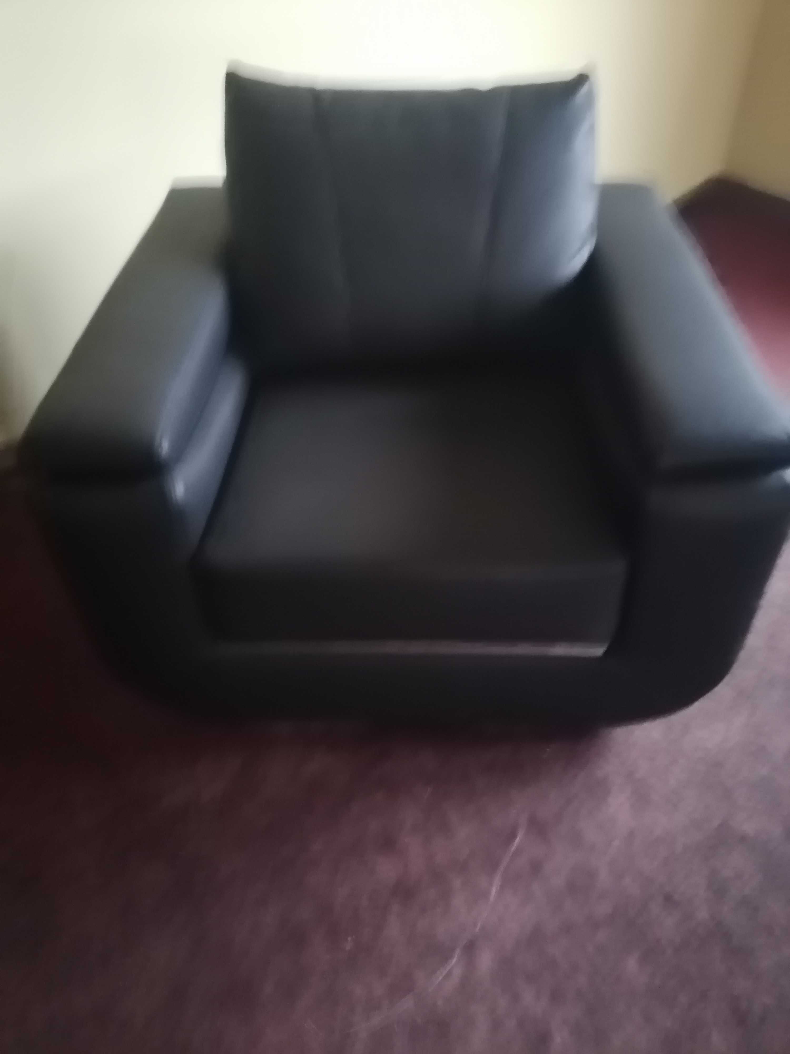 Fotel dwa fotele nowe z likwidacji sklepu