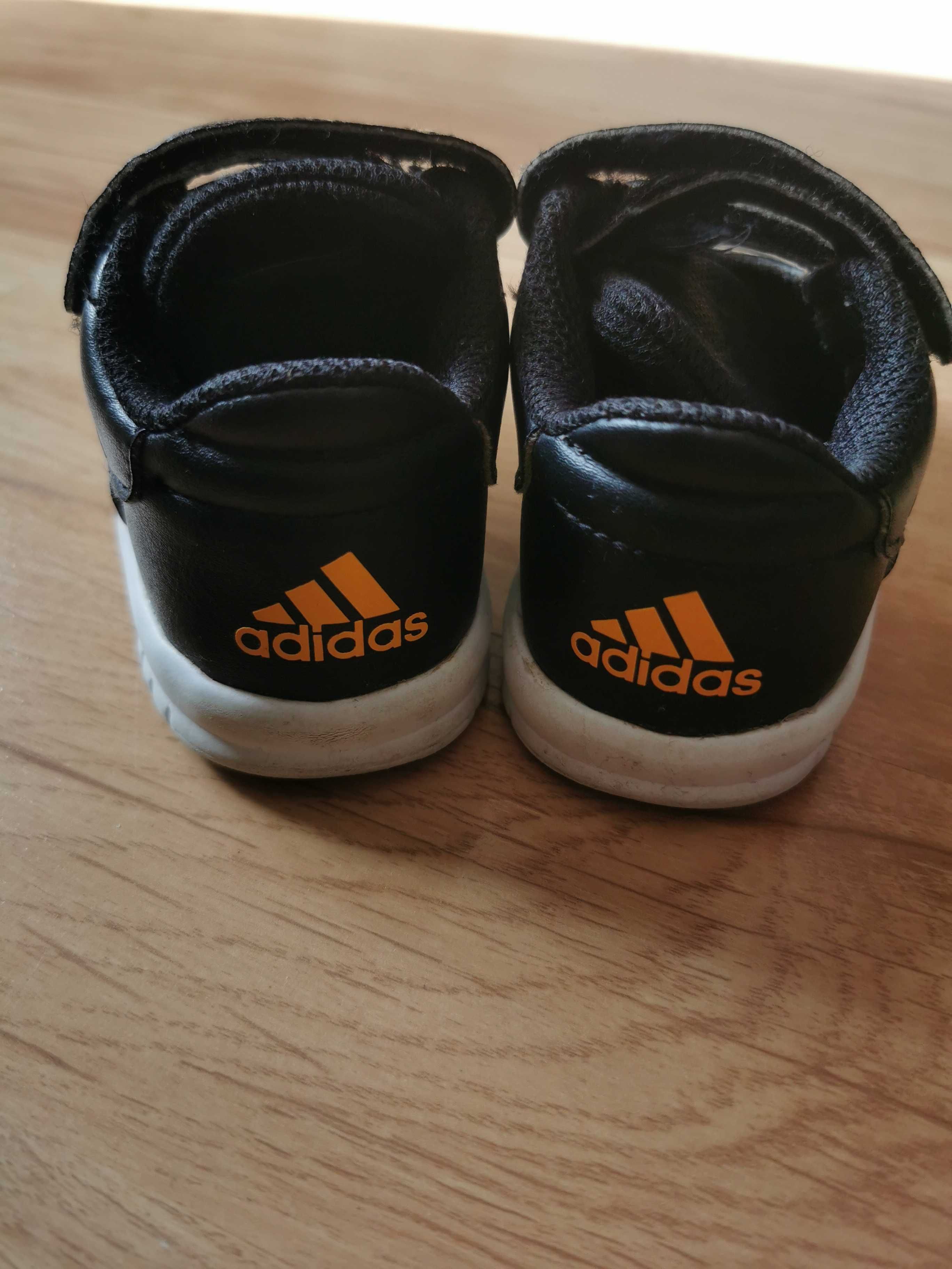 Buty chłopięce Adidas rozm.21