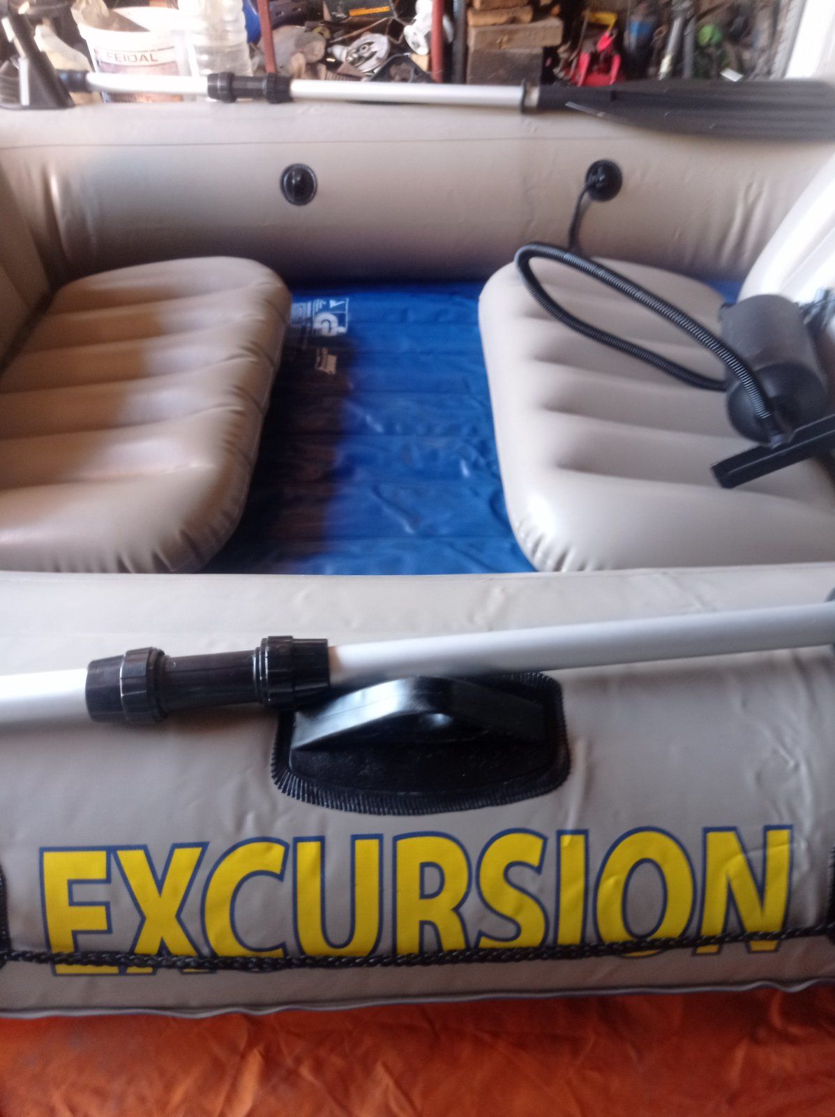 Човен надувний Intex  «Excursion 3»
