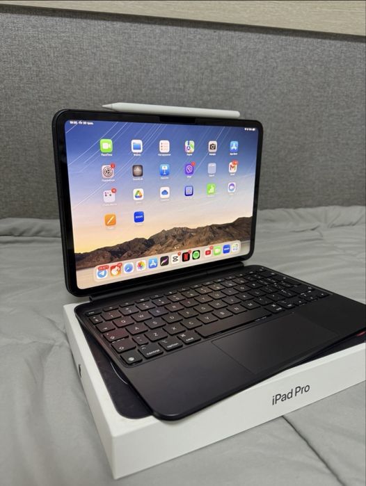 IPad Pro 11gen. 256GB+Cellural. Apple Keyboard+Apple Pencil.