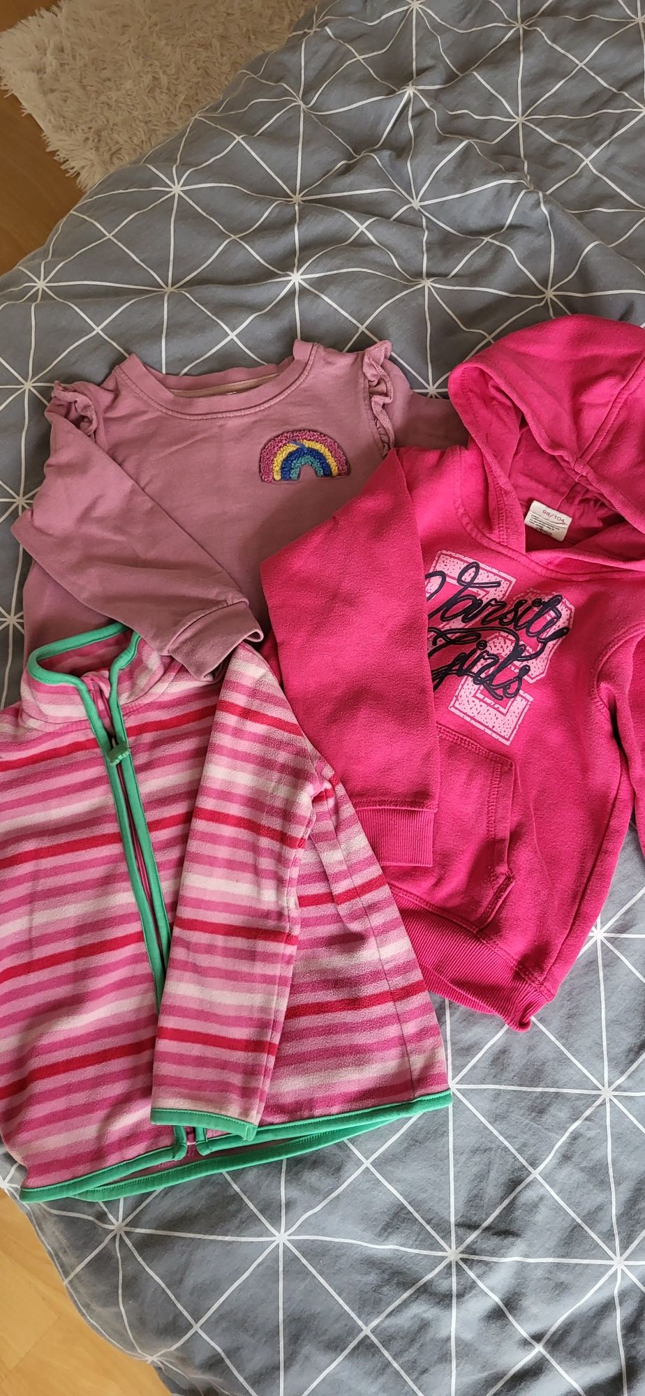 Bluzy rozmiar 92 dla dziewczynki