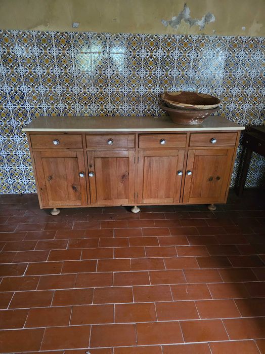 Móvel aparador rústico em pinho