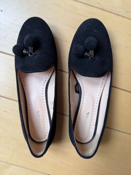 Zamszowe mokasyny marki Wojas