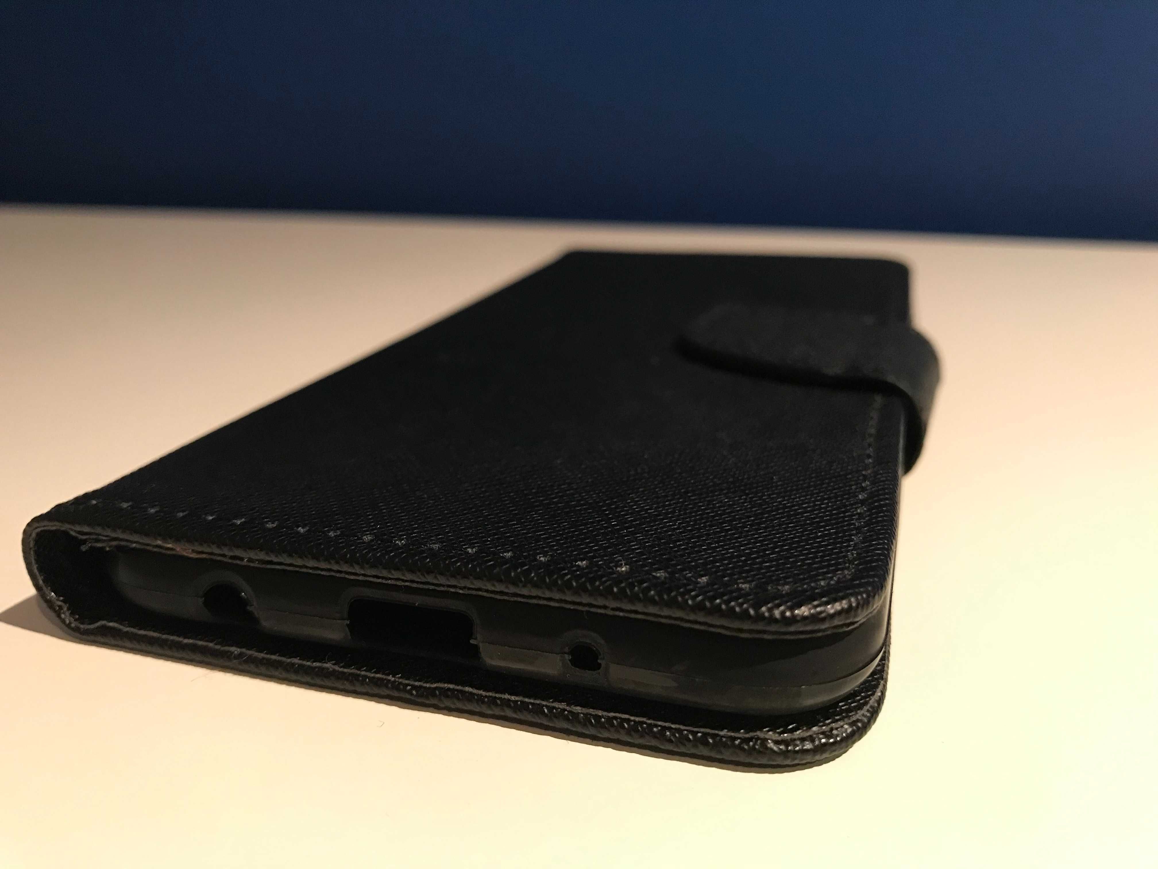 Etui na telefon komórkowy