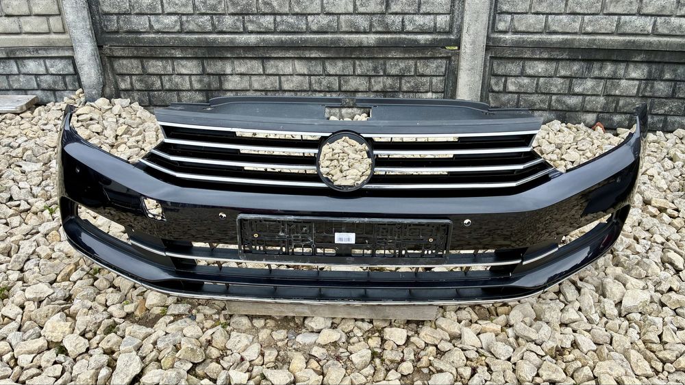 Zderzak przedni 4xParktronic LB7R VW Passat B8 3G 14- przedlift
