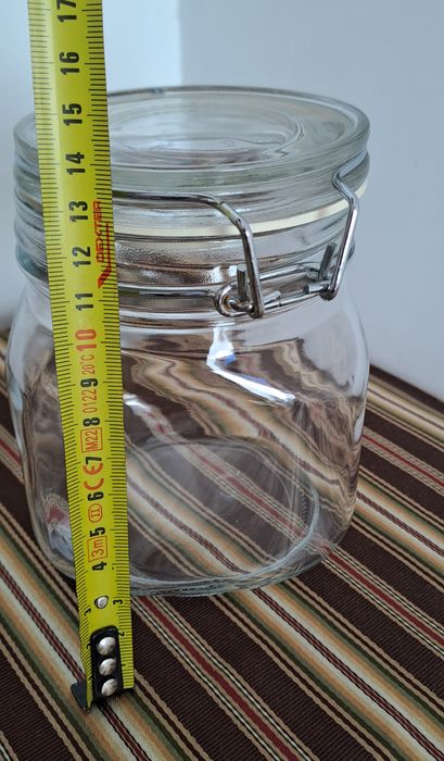 Frasco de vidro com tampa hermetica