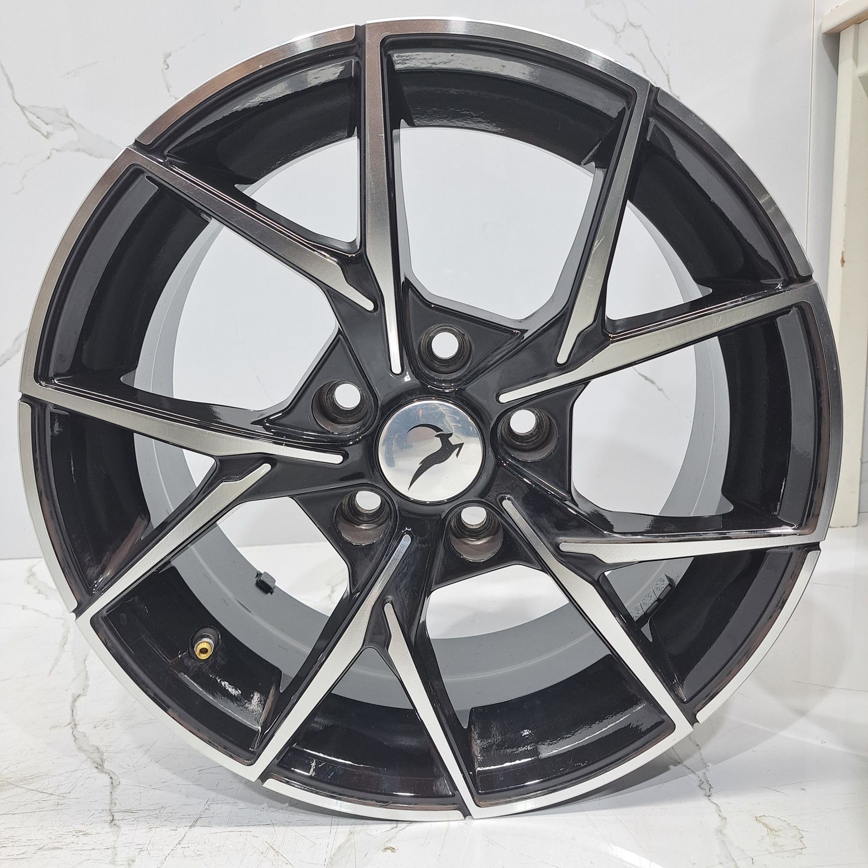 Jantes 15" Fav-1 Peugeot Citroën Renault Toyota 5x108