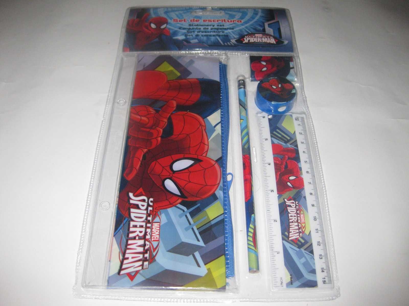 3 Kits Escolares/Hello Kitty, Cars e Spider-Man/Selados!