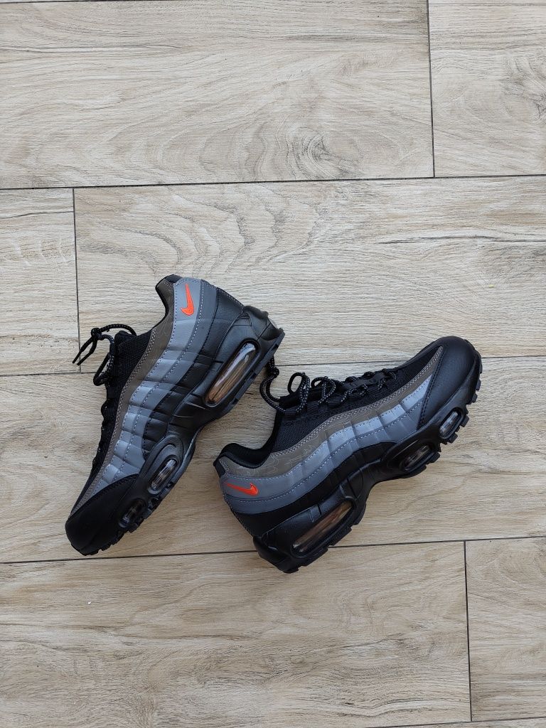 Nike Air Max 95 TT FV4710