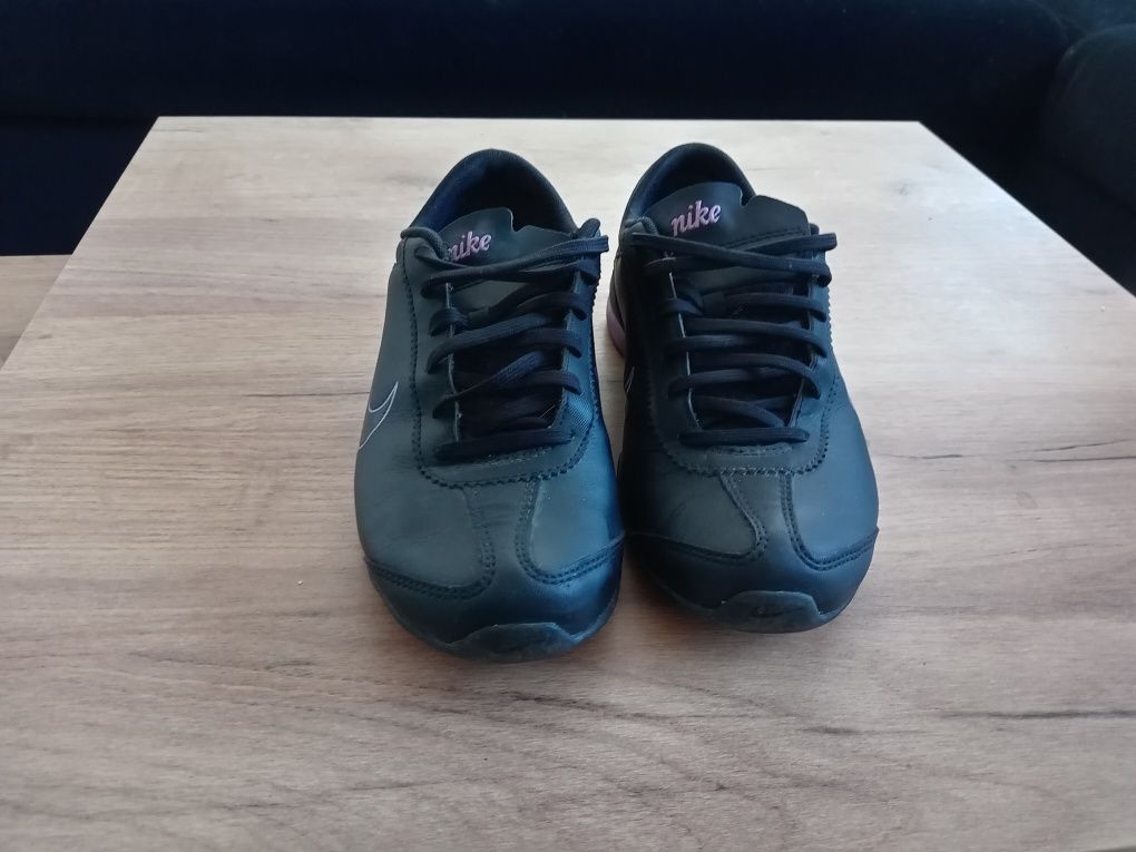 Adidasy czarne nike