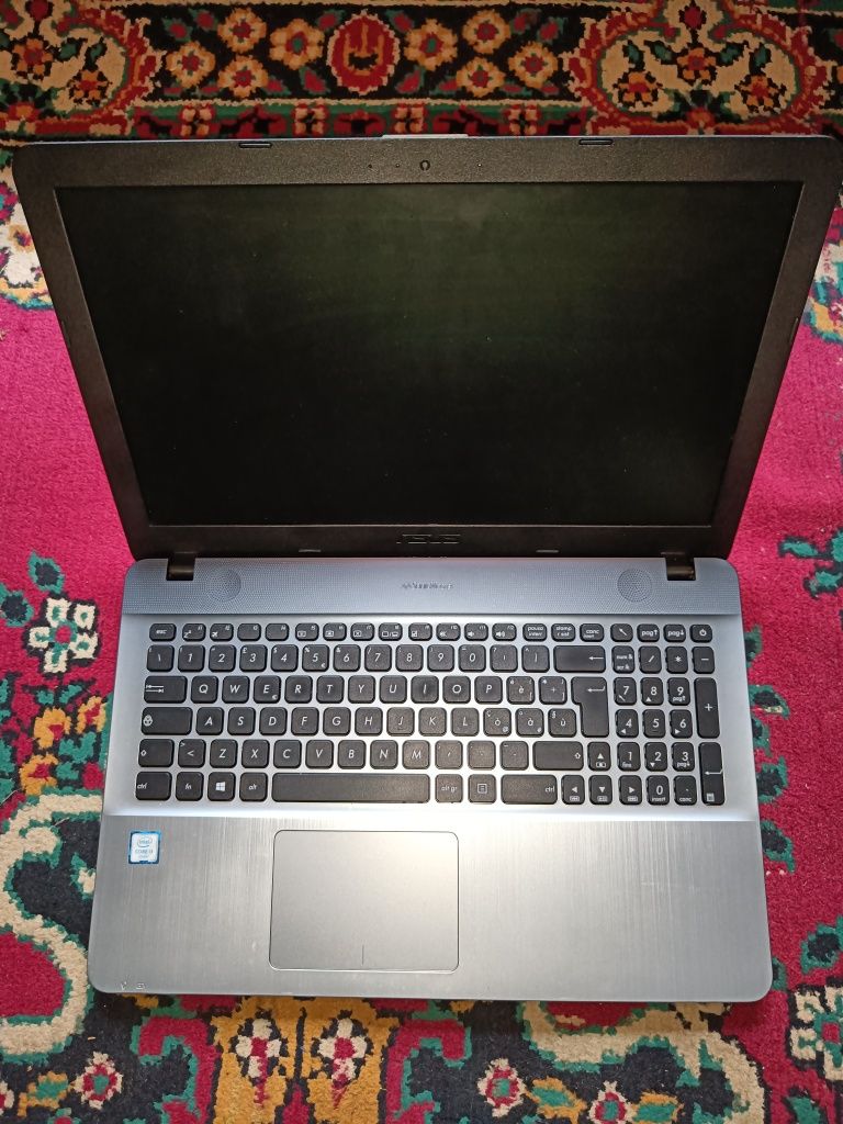 Ноутбук Asus X541U 15,6' i3-6006U DDR3 на запчастини