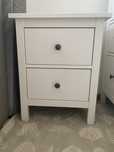 2 mesas de cabeceira uma comoda, base cama 180mx200m e colchaō IKEA