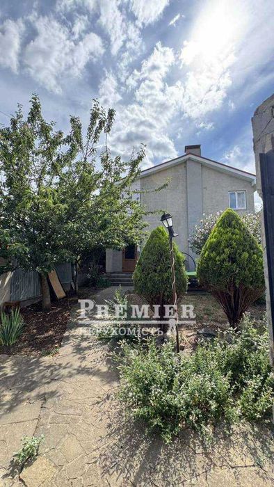 Продам сучасний будинок