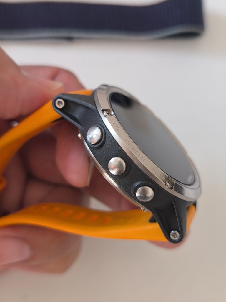 Garmin Fenix 5 plus safira