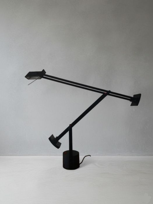 Candeeiro Tizio 35 Original Artemide, Design Richard Sapper, Anos 90