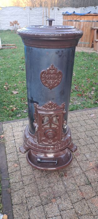 Stylowy piec kominkowy kominek koza  Produkcji Francuskiej Godin