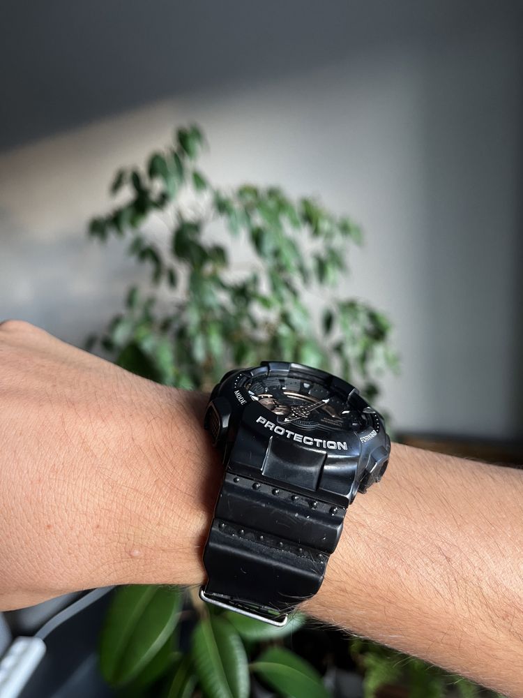 Zegarek Casio G-Shock GA-110RG-1AER