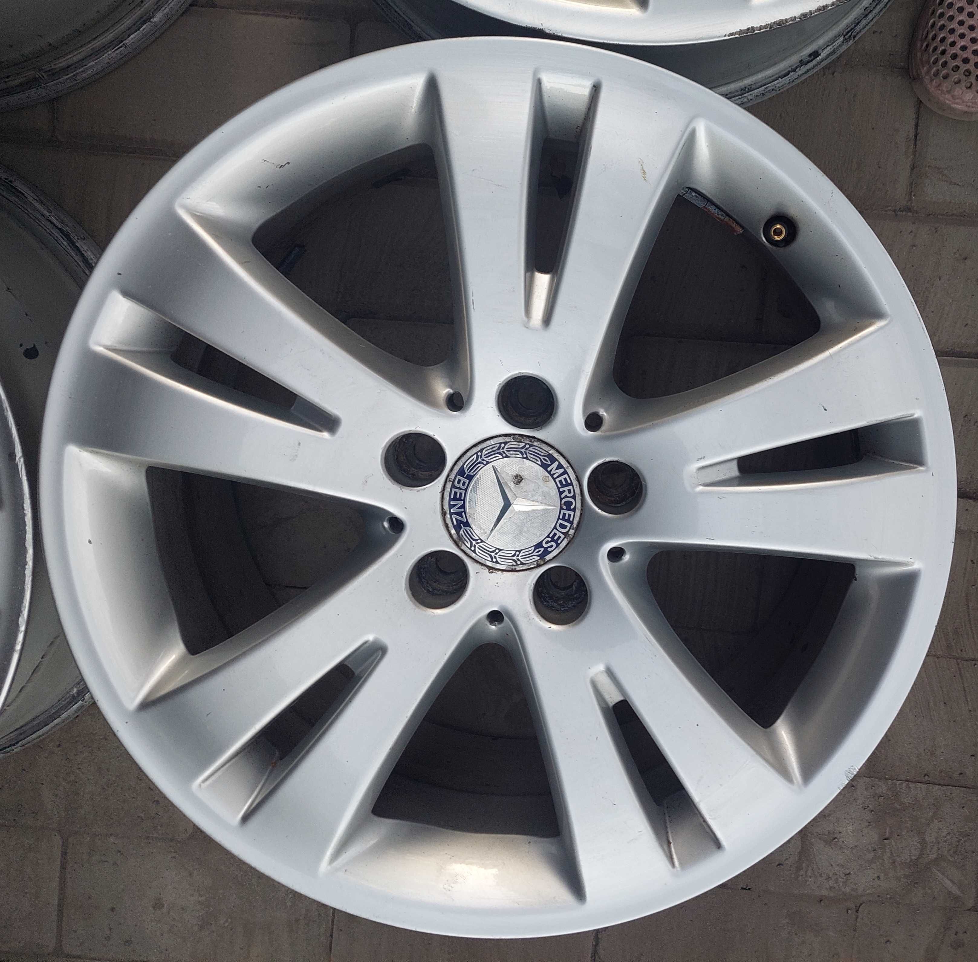 Felgi aluminiowe 17 Mercedes C Klasa oryginalne