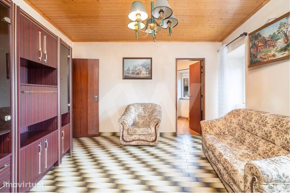 Moradias T3+T2 + Armazém com garagem a 15 minutos de Coimbra - Aveleir