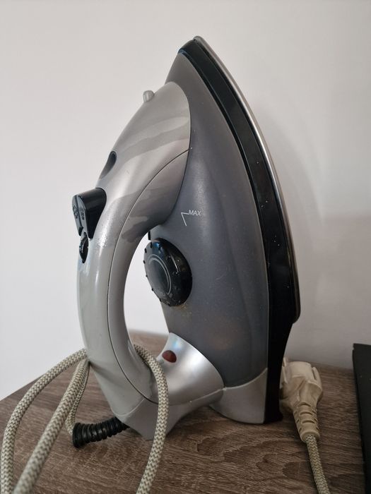 Продам утюг праска