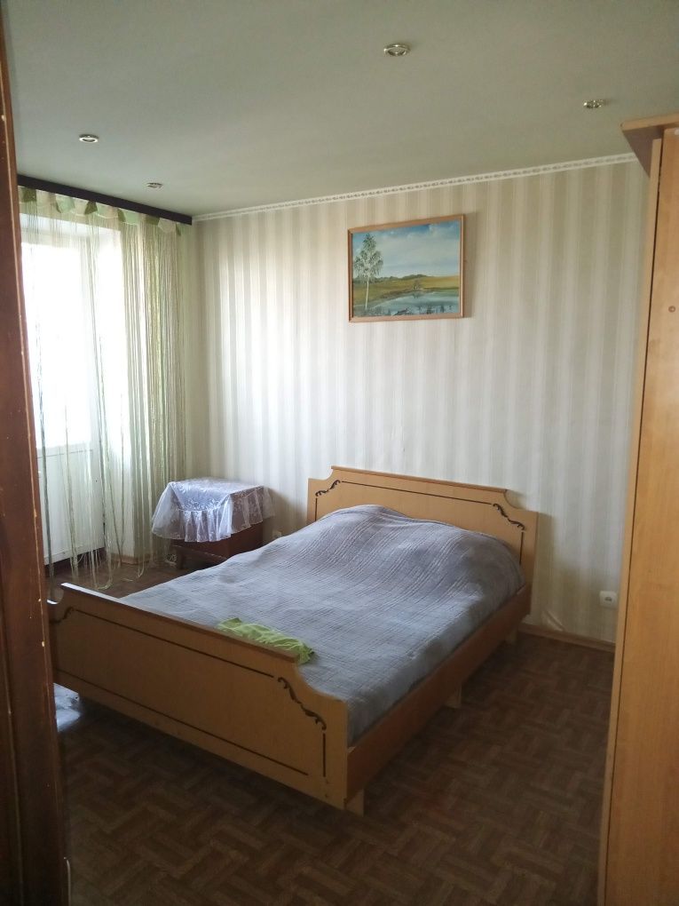 Подобово кв має  3 кім ,рнАвтовокзал Софіївка