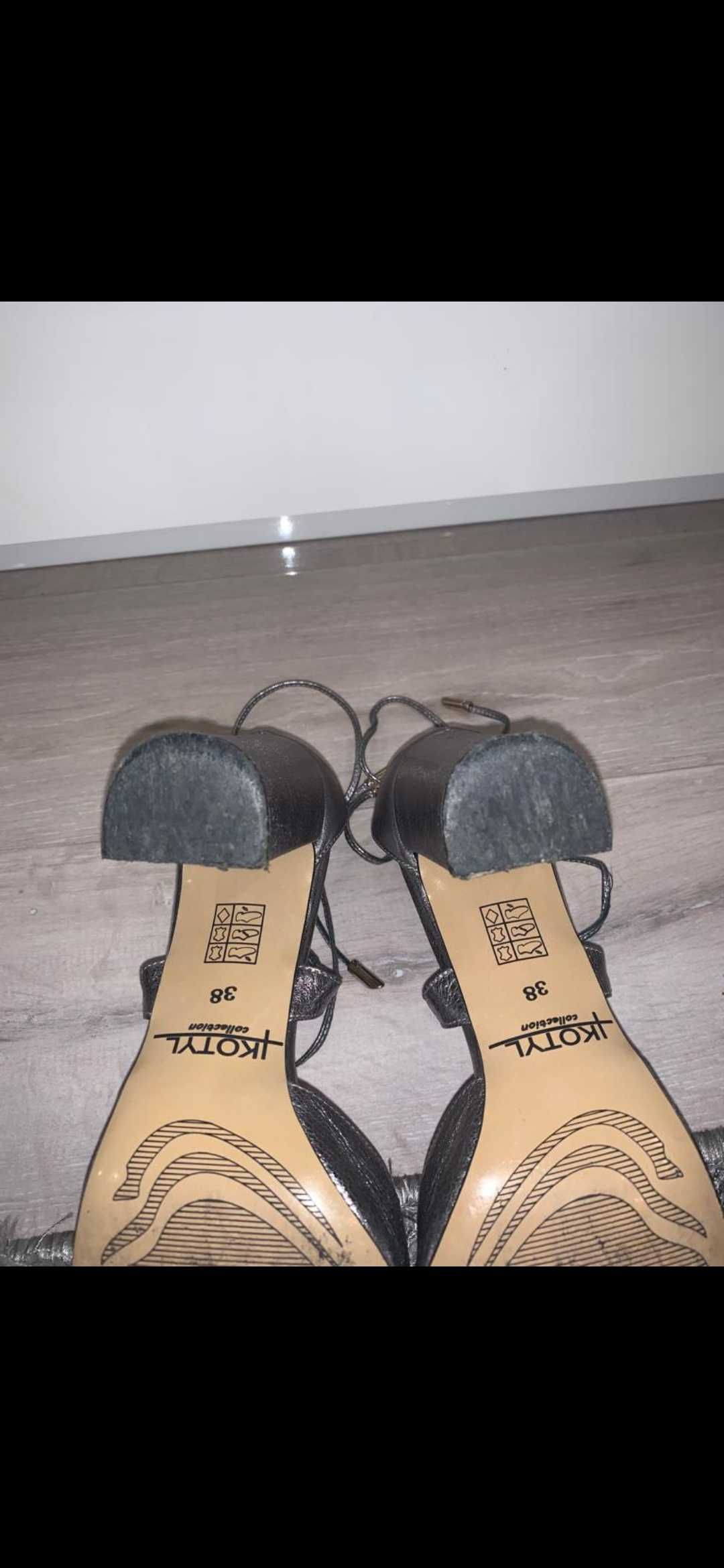 Srebne Skórzane Buty Na Słupku Kotyl 38 (25cm)