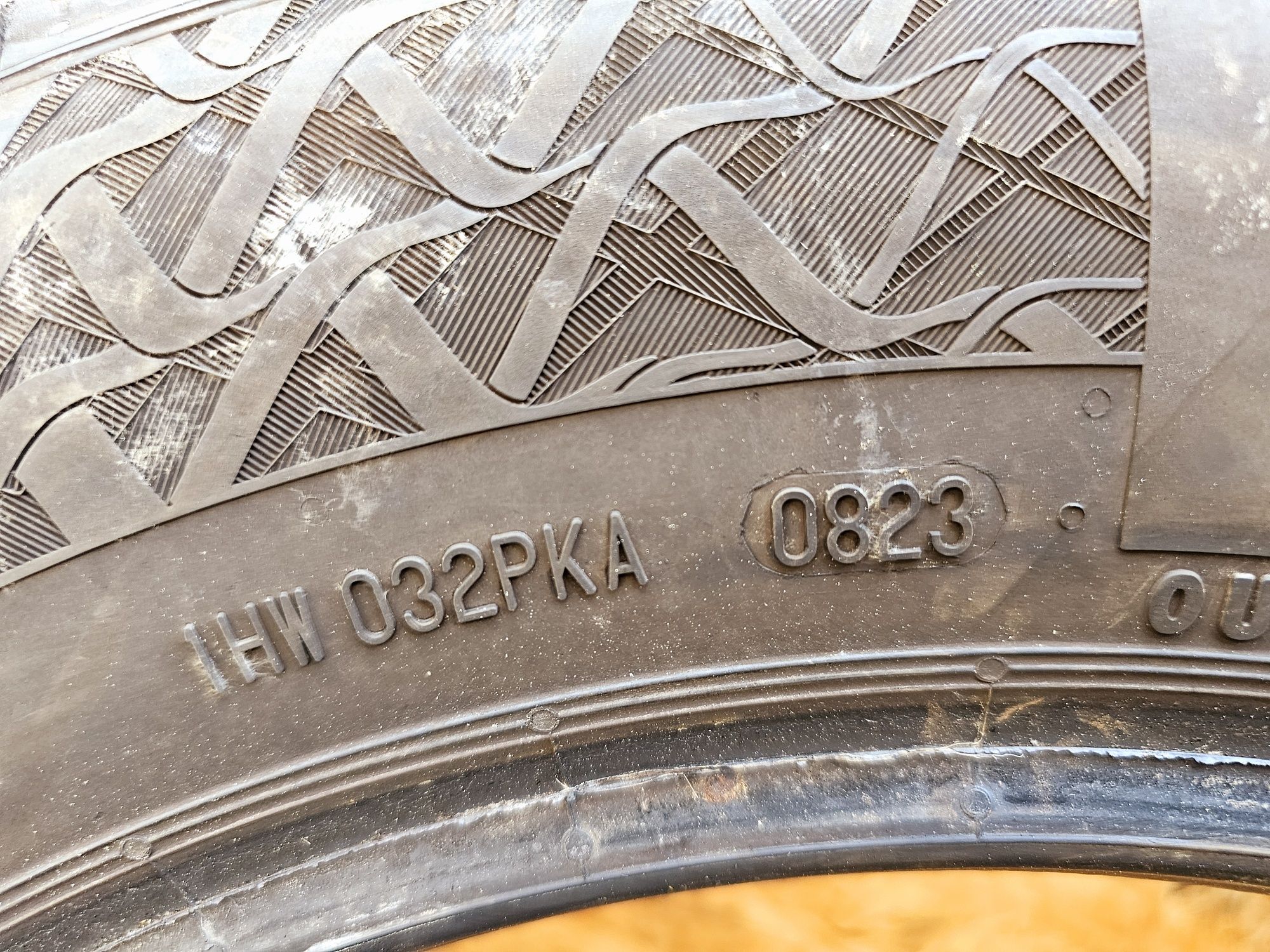 Idealne!!  2023rok!!  215/60 r16 Continetal Premium Contact 7