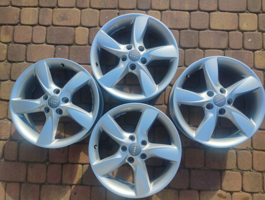 8V0 Oryginał felgi 17cali Audi S-line A3 S3 A4 B6 ,B7