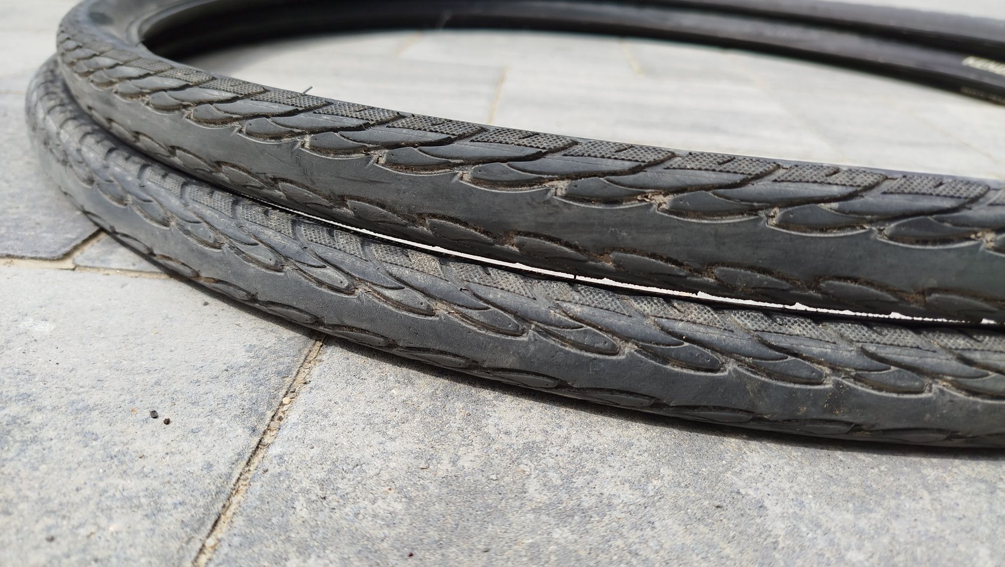 Opona Kenda kwick bitumen 28 cali