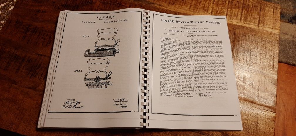 Katalog Starych Żelazek. Żelazko