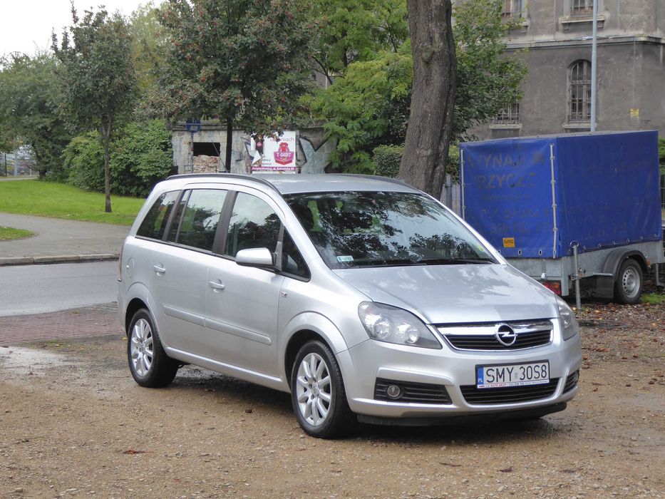 Zafira 1.8 Benzyna z LPG, 7 Osobowy, Pełny Serwis, Zadbany, Super Stan