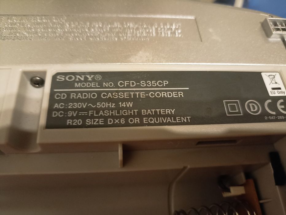 Продам бумбокс SONY