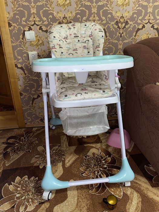 дитячий стільчик для годування Bembi