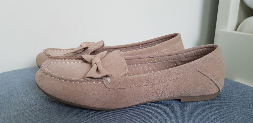 Walkx, zamszowe mokasyny z kokardką