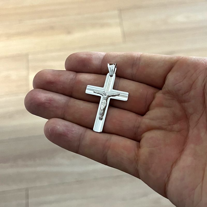 Srebrny Męski Krzyżyk Z Jezusem Pr 925 Rodowany Krzyż Diamentowany + G
