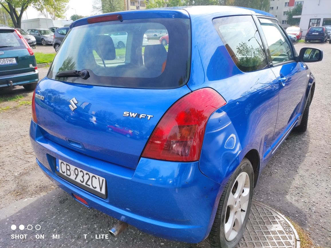 Suzuki Swift 1.3 benzyna 2006 r klimatyzacja