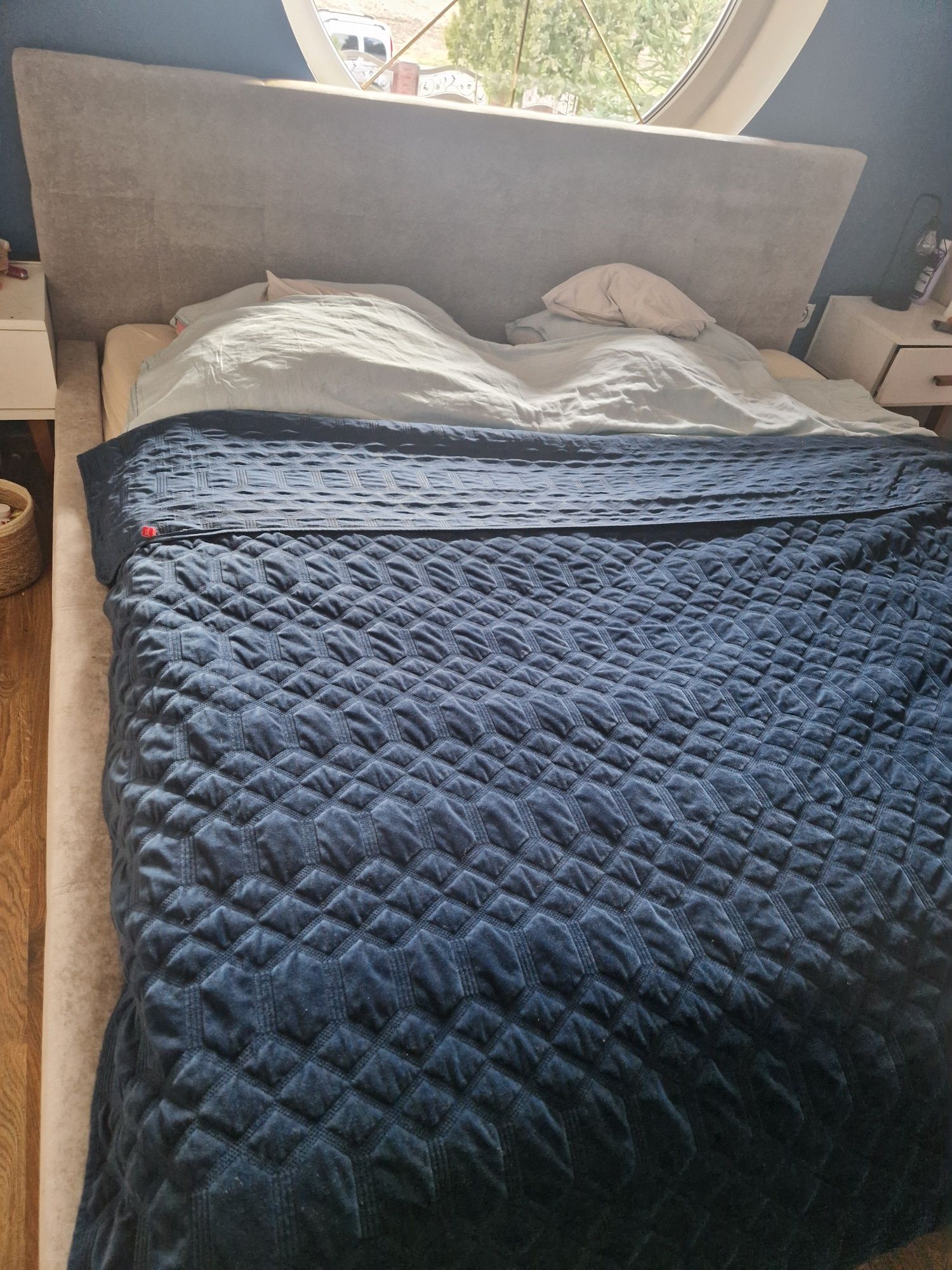 Łóżko sypialniane materac 200x200
