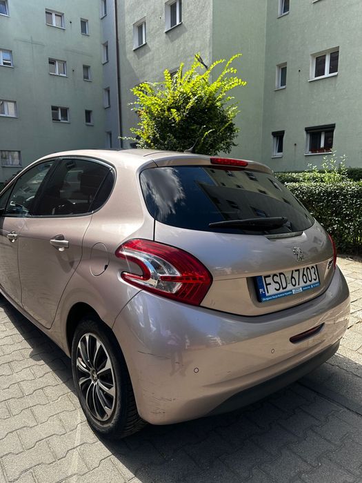 Peugeot 208 1.6 HDI Allure