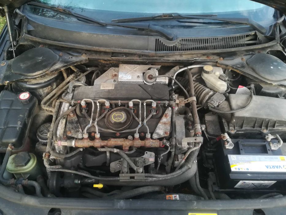 Przód kompletny Mondeo MK3 kolor G0 maska błotnik lampa zderzak xenon