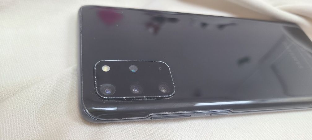 Samsung S20 plus duos 8/128 Snapdragon