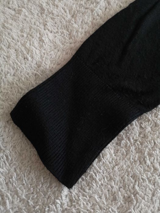 Czarny elegancki wełniany kaszmirowy sweter w cekiny Hostar 36 - 38