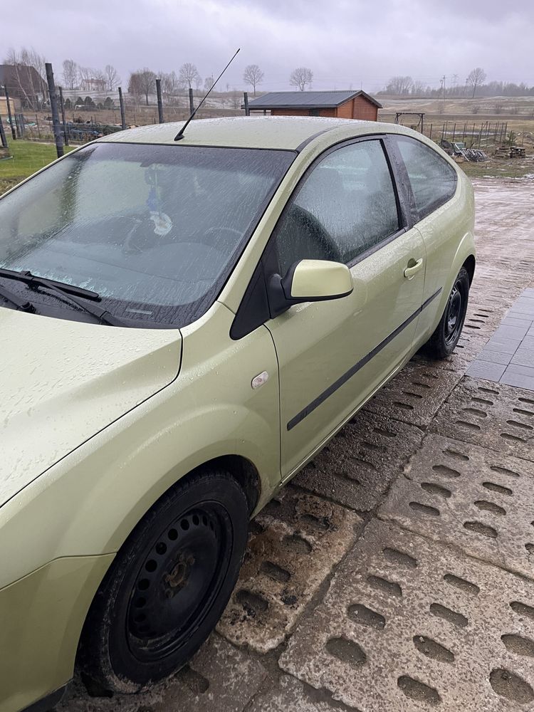 Ford fokus 2.0 bezyna gaz