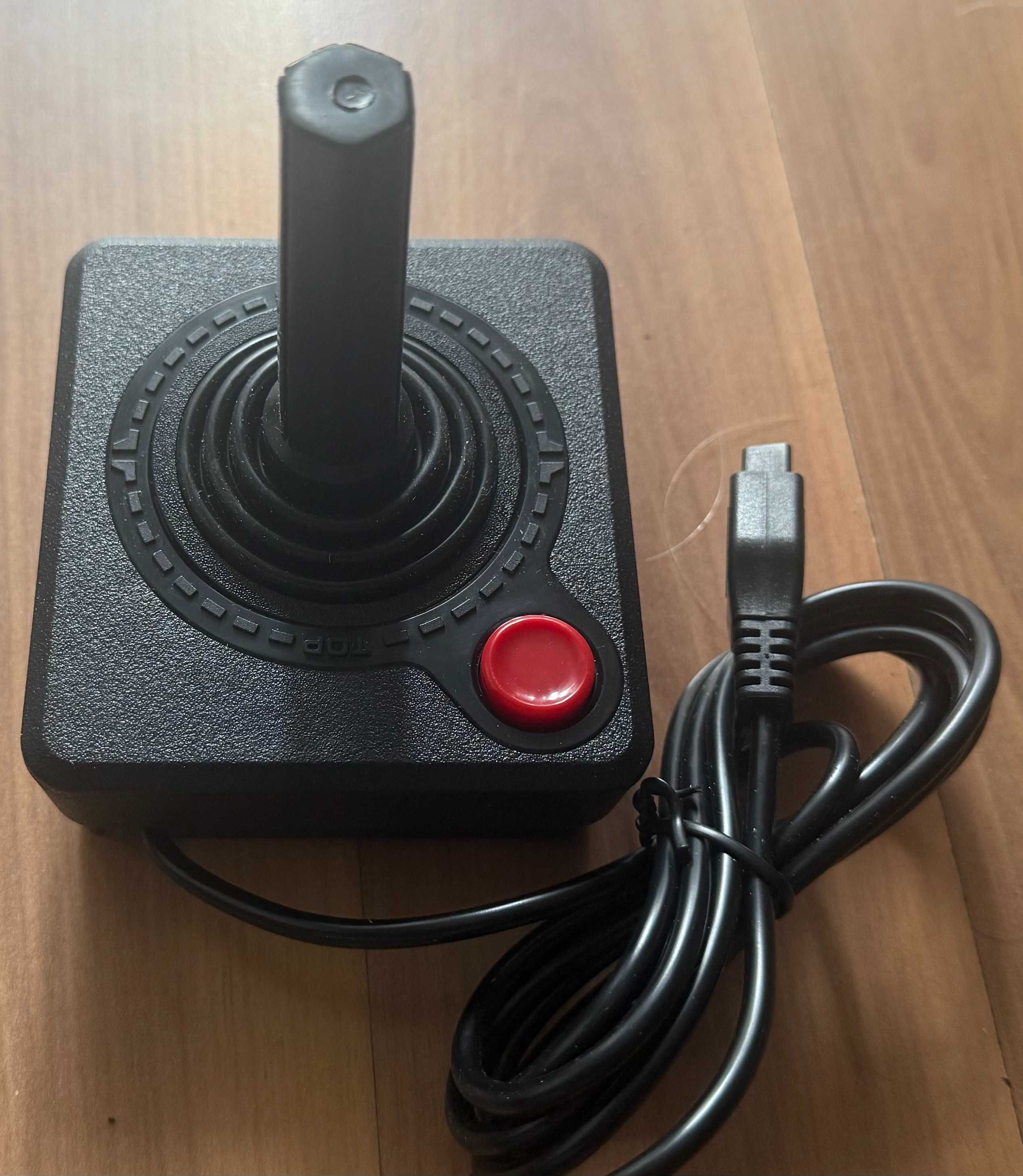 Joystick Atari, Commodore 9pin