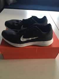 Buty sportowe NIKE 37,5