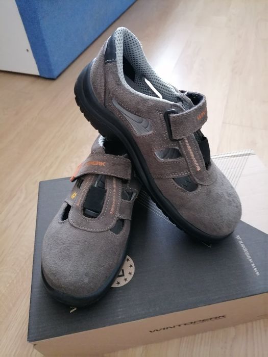 Продам обувь б/у в отличном  состоянии