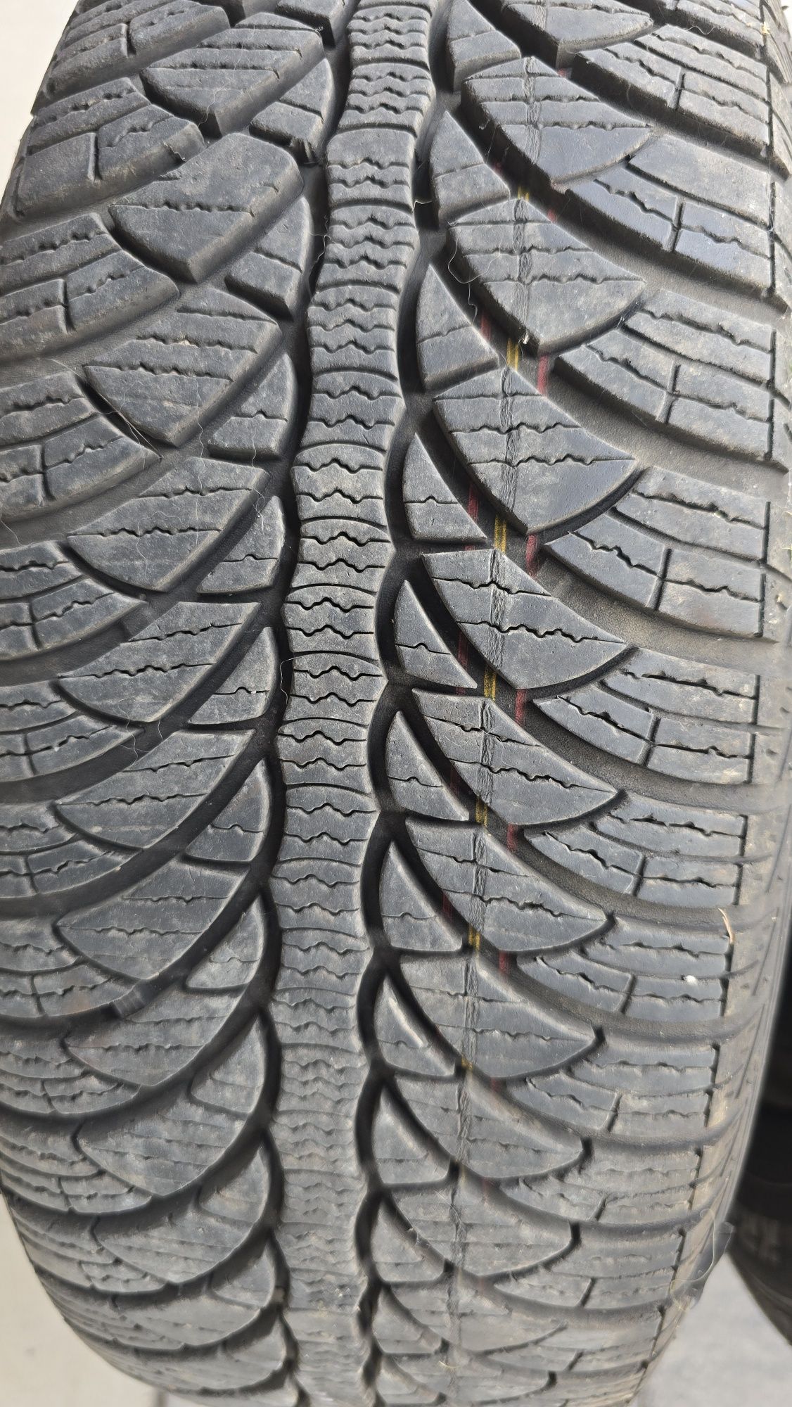 Opony zimowe Fulda 195/65R15 z felgami stalowymi + GRATIS